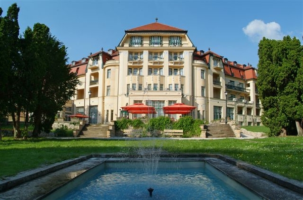 Thermia Palace Ensana Health Spa Hotel 5*